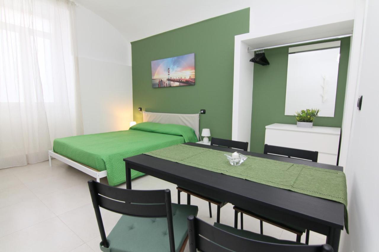 Marea Appartamenti Naples Luaran gambar