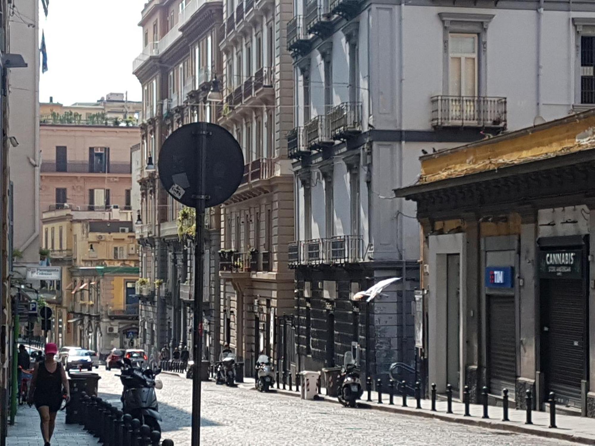 Marea Appartamenti Naples Luaran gambar